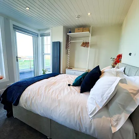 Hotel Bay View 4*